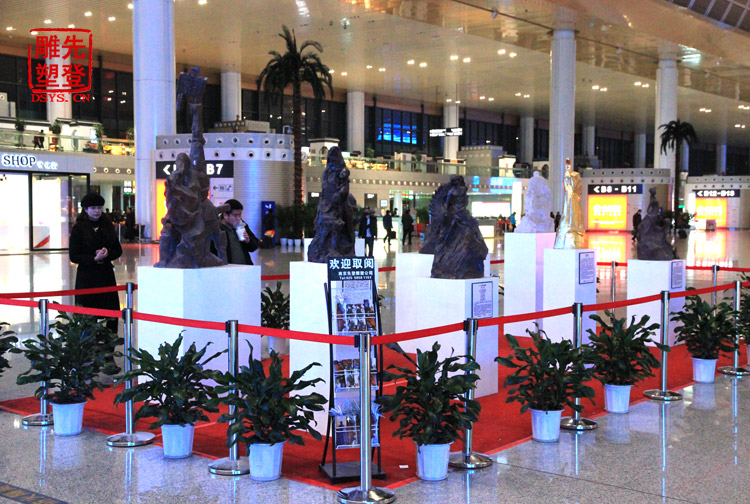 綠色不銹鋼雕塑4.jpg 綠色不銹鋼雕塑4.jpg