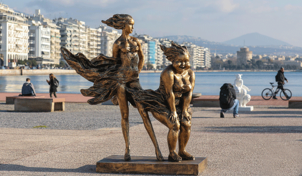 �������һ����Ȥ�ĳ��е��������������w������