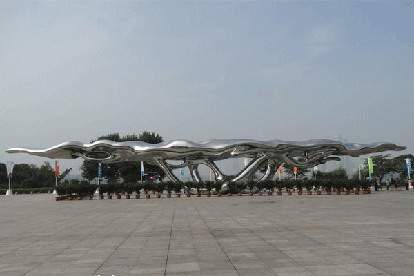 ���е����е��Ї�����